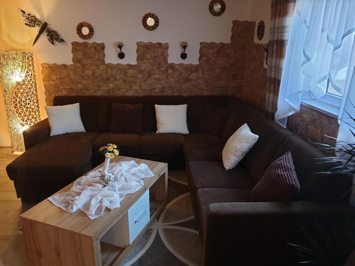 Martin'S Ferienwohnung ฟูร์ท อิม วัลด์ ภายนอก รูปภาพ