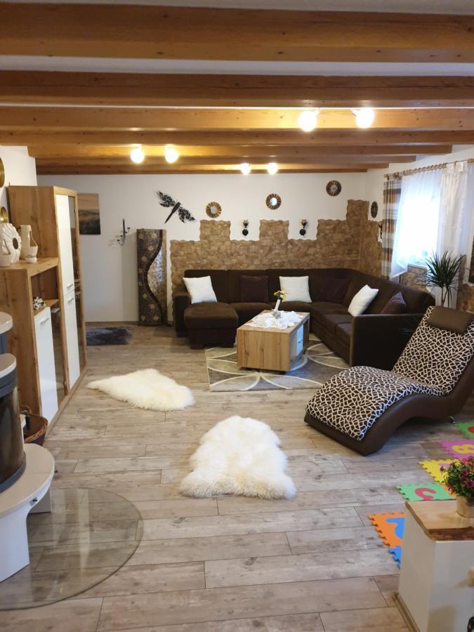 Martin'S Ferienwohnung ฟูร์ท อิม วัลด์ ภายนอก รูปภาพ
