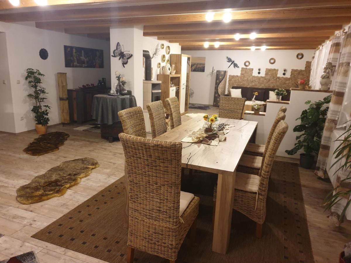 Martin'S Ferienwohnung ฟูร์ท อิม วัลด์ ภายนอก รูปภาพ